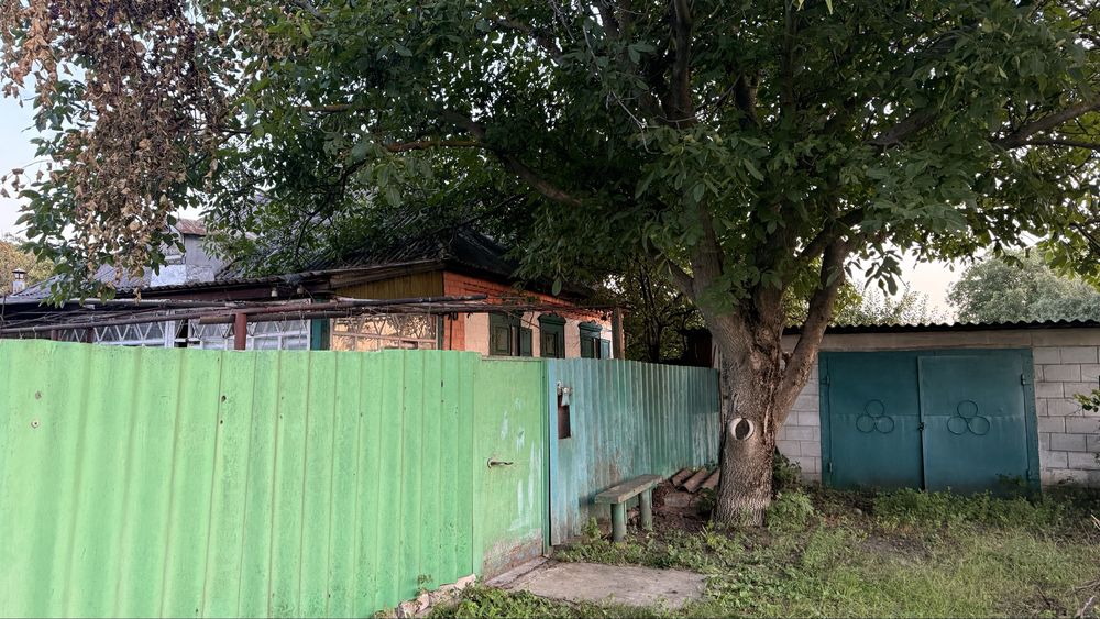 Продам будинок у м. Балаклія , без аренди