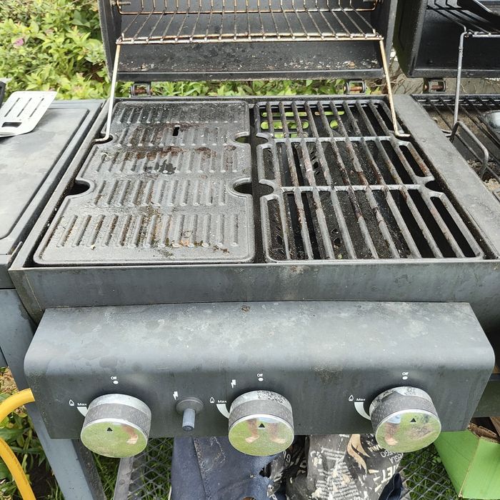 Grill wędzarnik gazowy węglowy