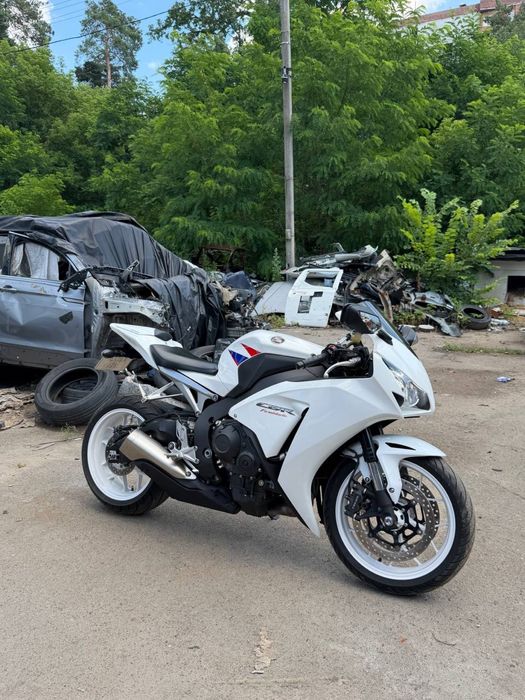 Honda CBR1000RR.