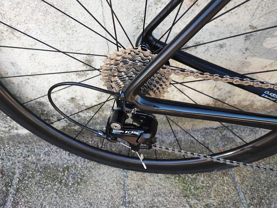 Bicicleta de estrada TREK