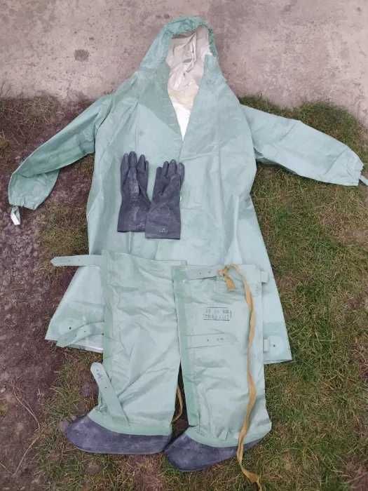 ОЗК Захистний комплект зелений   (Плащ, чулки, перчатки, чохли) Л-1