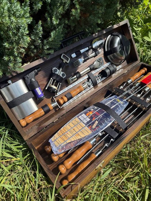 Подарочный набор шампуров в деревянном кейсе доя шашлыка мужчине мужу