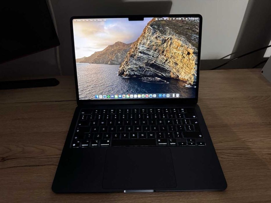 MacBook Air 13” M2 16/256gb + gwarancja 06/26