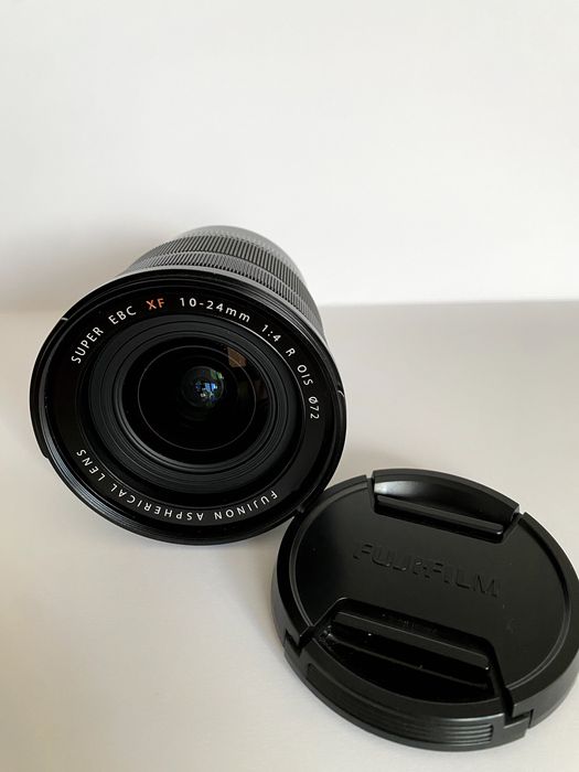 Lente Fujifilm XF 10-24mm f/4 R OIS — Como nova