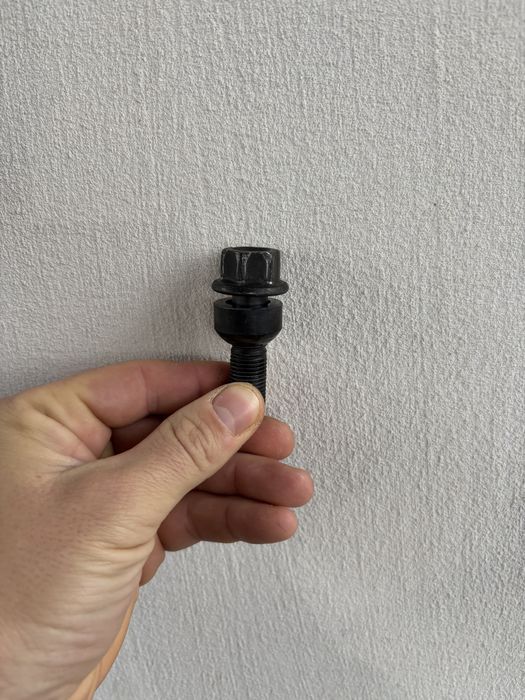 Болти колісні Audi VW Vag