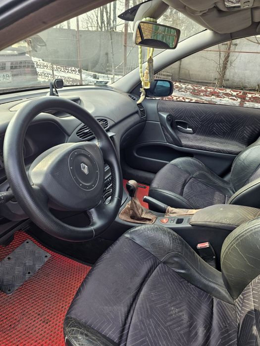 Рено лагуна 2 2002