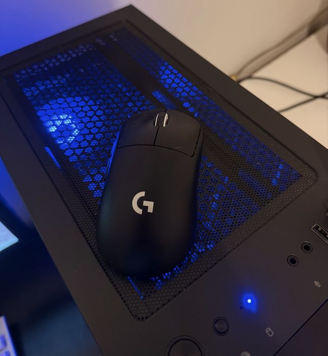 Setup Gaming RTX 3060 + i5-12400F + BenQ 144Hz