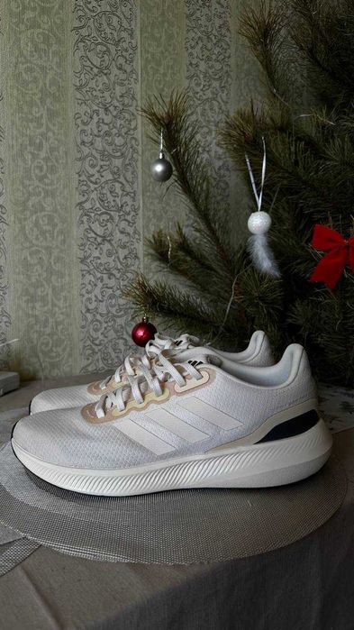 Оригинальные кроссовки Adidas