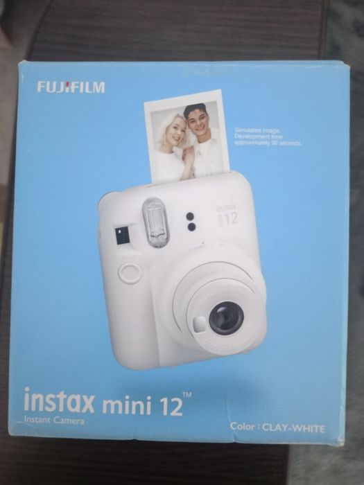 Фотоапарат polaroid миттєві фото