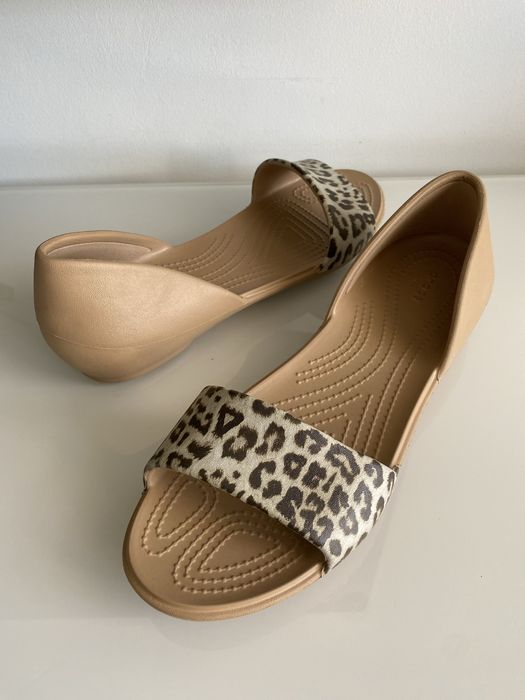 Nowe sandały Crocs Lina Graphic Dorsay r. 39/40 W9 panterka