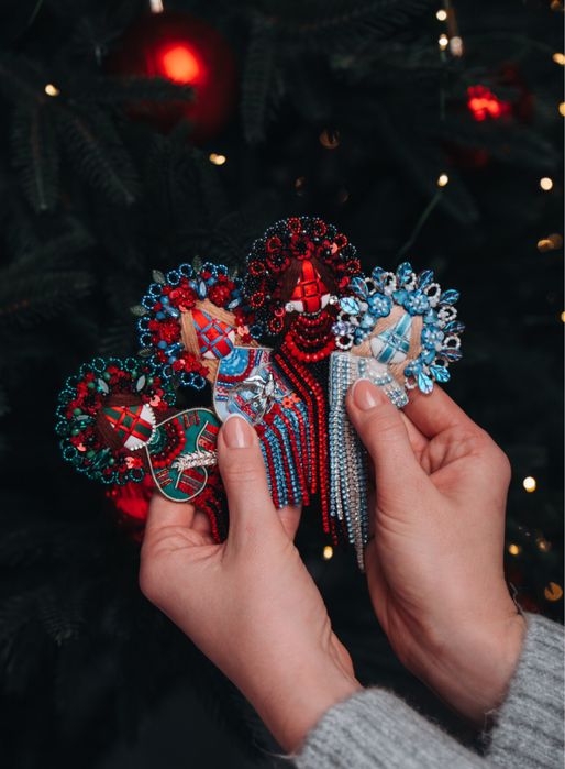 Брошка мотанка, лялька мотанка