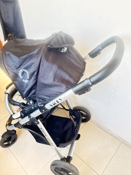 Carrinho de bebé Pierre Cardin