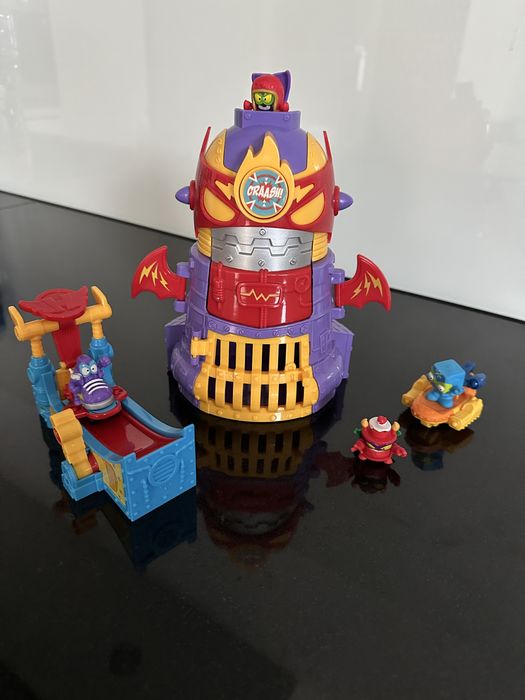 Wieża Power Tower Super Zings + Figurki