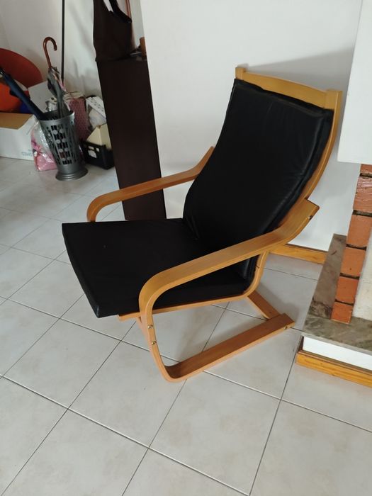 Cadeirão de sala.