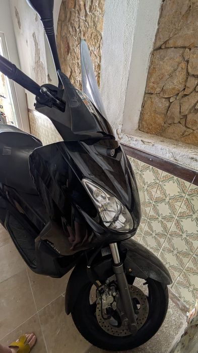Scooter 125 Yamaha xmax