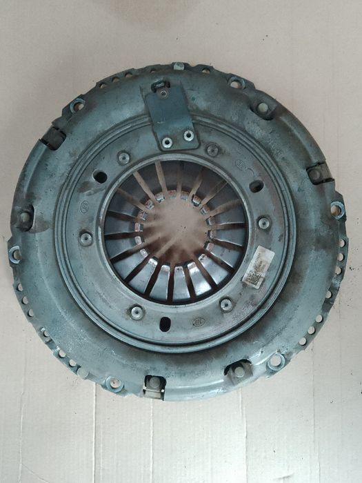 Продам деталі счеплення