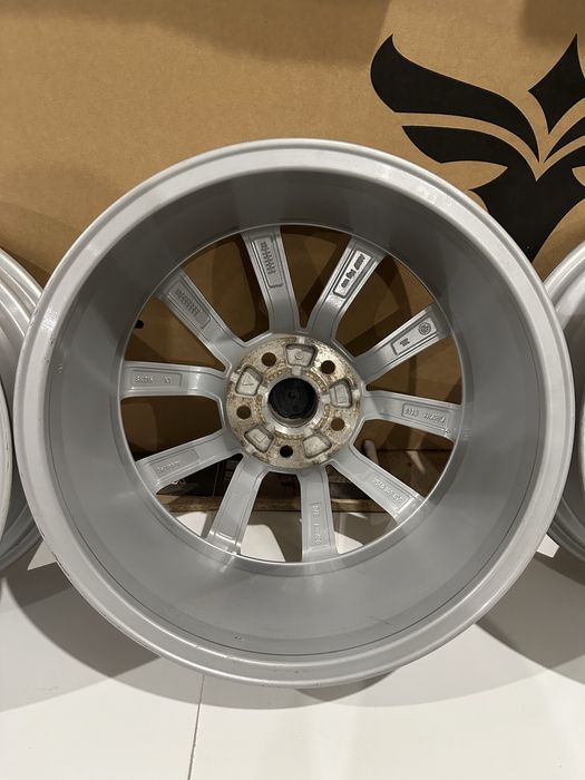 Диски Skoda 17 7j et45 5L0601025K