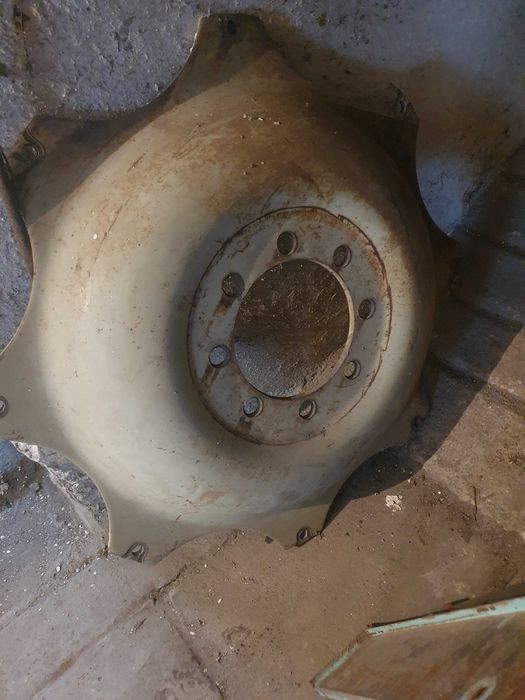 Gwiazda tarcza kola ursus 912 ,1224 zetor 8111 ,12145