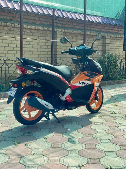 ЭКСКЛЮЗИВНЫЙ! Скутер HONDA TARAN IS 110 / мопед 2012г