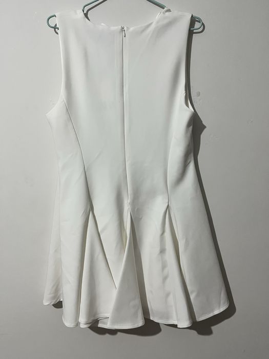 Vestido branco zara nunca usado