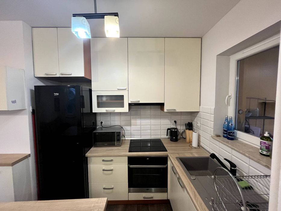 od Marca - 55 m2 Wrocław ul. Piękna (balkon,  2x garaż, komórka)