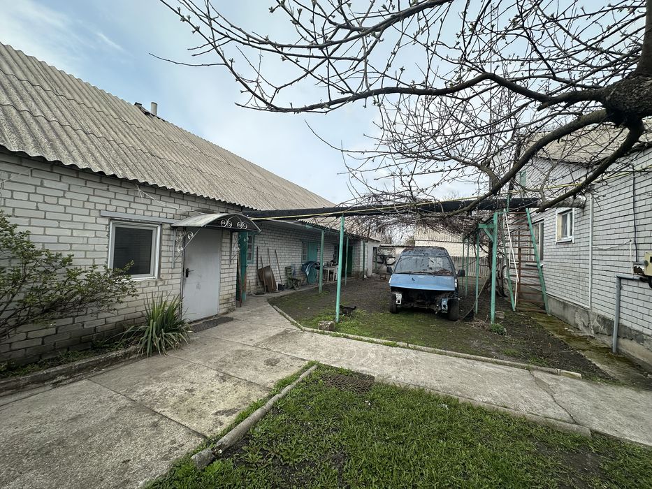 Продам будинок в селі Личкове