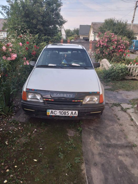 Opel Kadett 1986 Торг