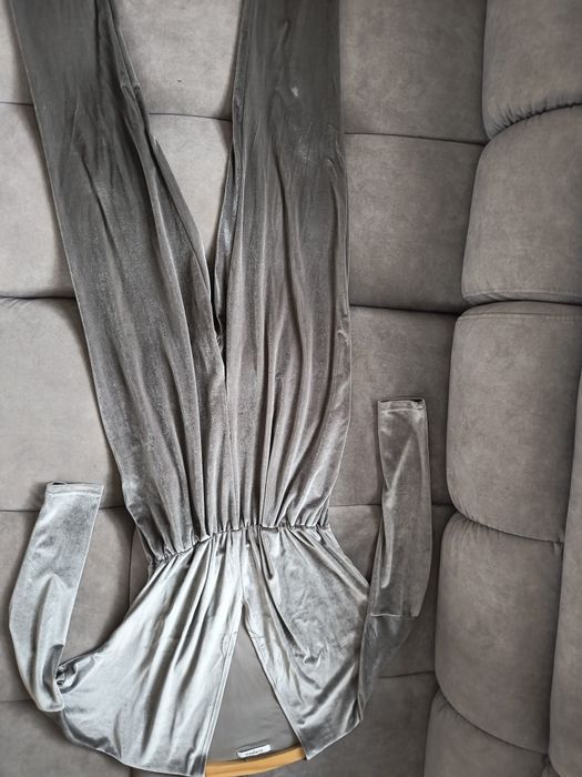 Kombinezon aksamitny popielaty Glamorous rozm.S/M