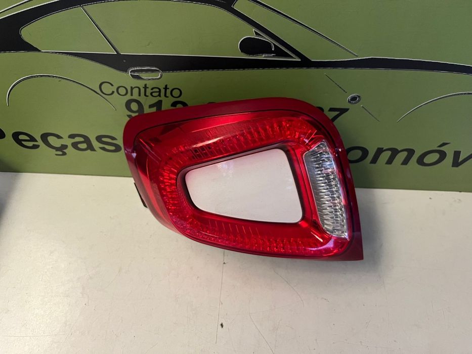 Fiat 500 - Farolim direito Led - FT527