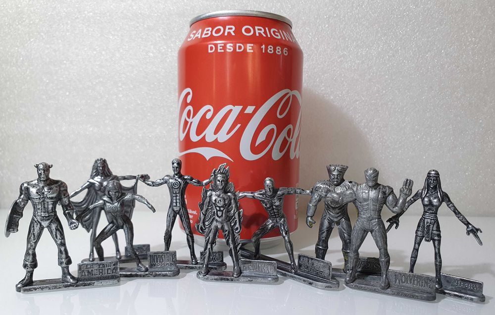Antiga Coleção ~ ”SUPER-HEROIS” ~ 9 Figuras Metal oferta BIMBO ~ 2007