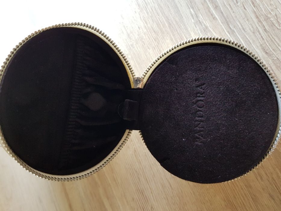 Guarda-Jóias Pandora Redondo