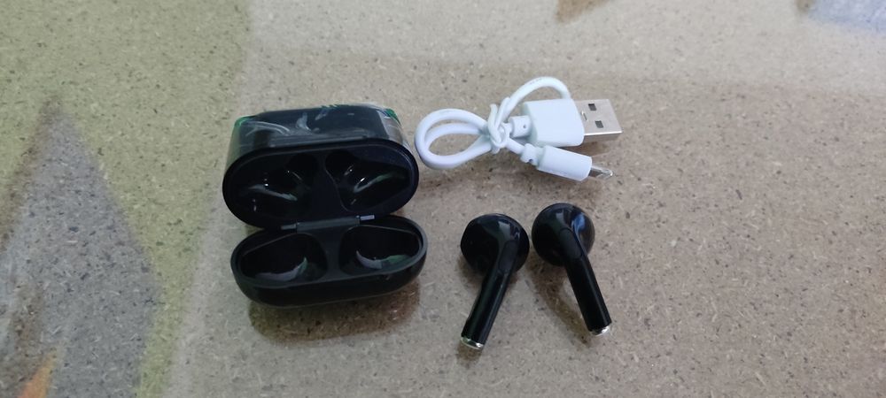 Auriculares bluetooth novos