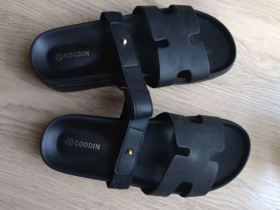 Nowe  sandały  GOODIN