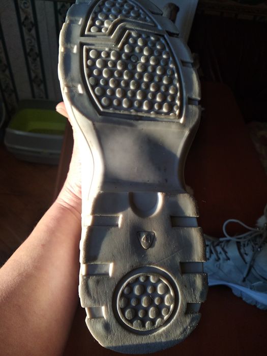 Ботинки зимние 41 размер