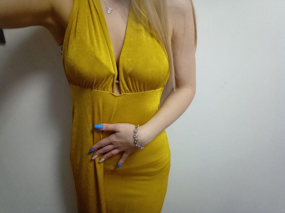 Kombinezon dekolt głęboki błyszczący mieniący sylwester XS s imprezowy