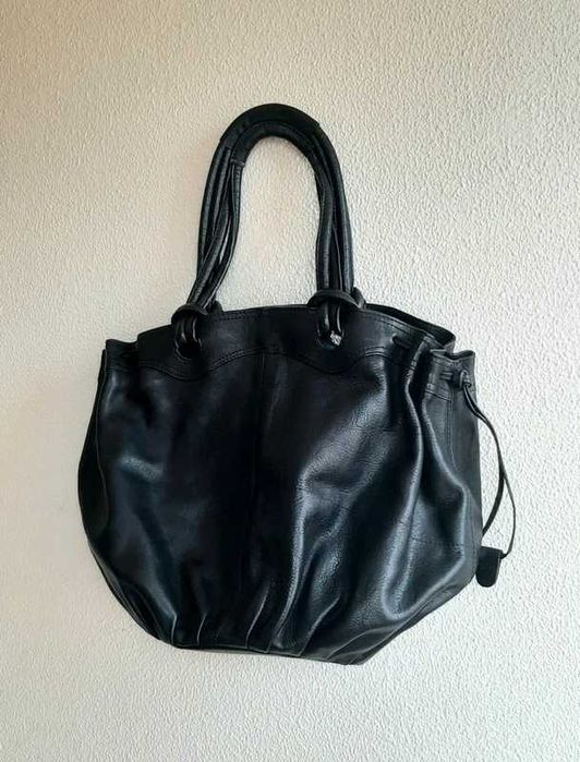 Mala artesanal, preta em pele, NOVA