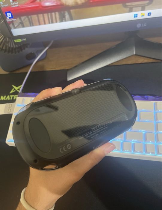 Psvita OLED pch1004