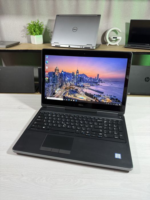 Ноутбук  Dell Precision 7520/i7-7820HQ/8 Gb/SSD 128 Gb/Intel HD Graphics 630