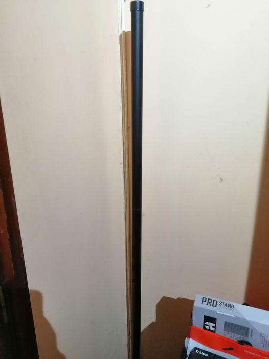 Candeeiro de Pé LED c/Comando e Sensor Som Rítmico (RGB) - Novo