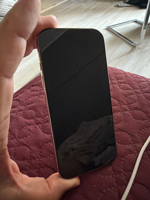 Apple iPhone 16 Pro [fv23%]