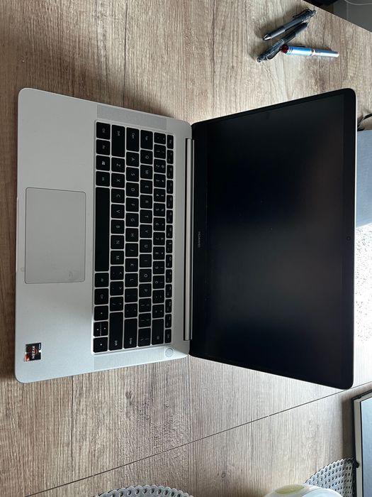 Laptop Huawei MateBook