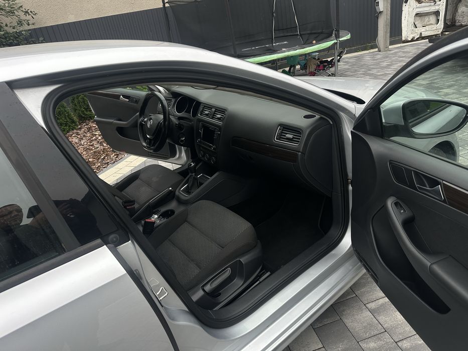 Розборка vw JETTA 6 Шрот джетта 6 запчстини джета 6