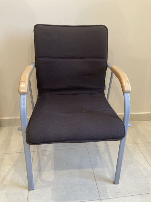 Krzesła 8 szt transport