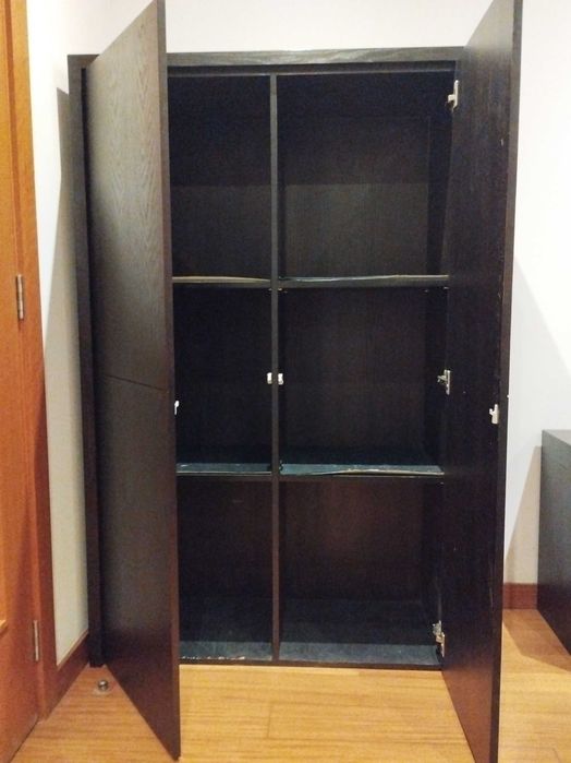 Louceiro/ armário de apoio em MDF