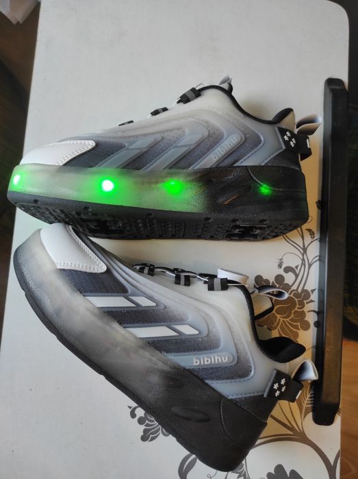 Buty świecące LED bez kółek 36