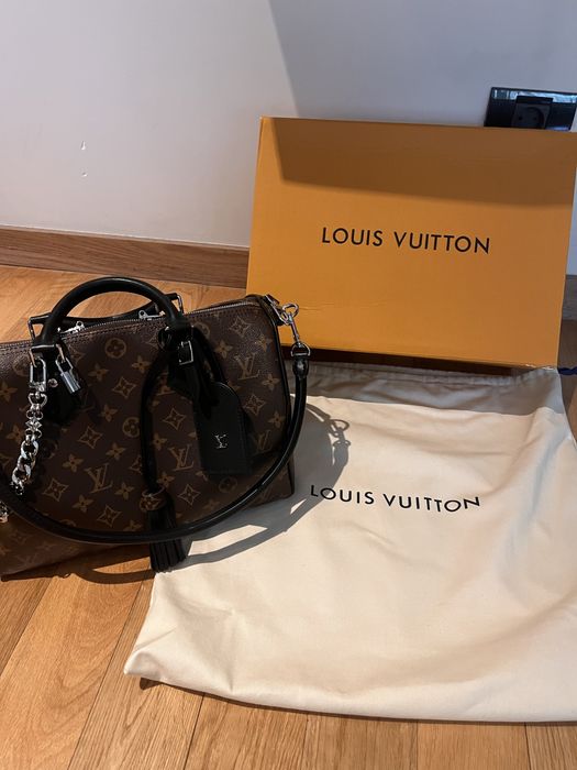 Louis Vuitton Speedy Soft 30 dark
