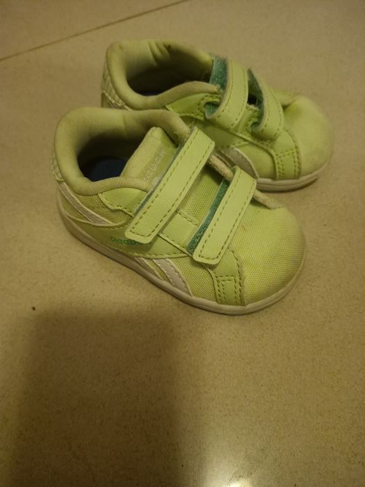 Buty dziecięce Reebok rozmiar 18,5