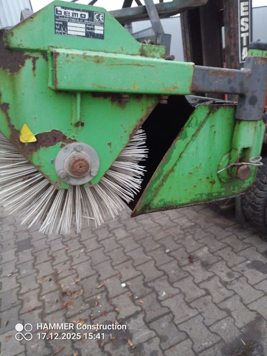 Zamiatarka ogrodowa komunalna z koszem hydrauliczna 2.3m