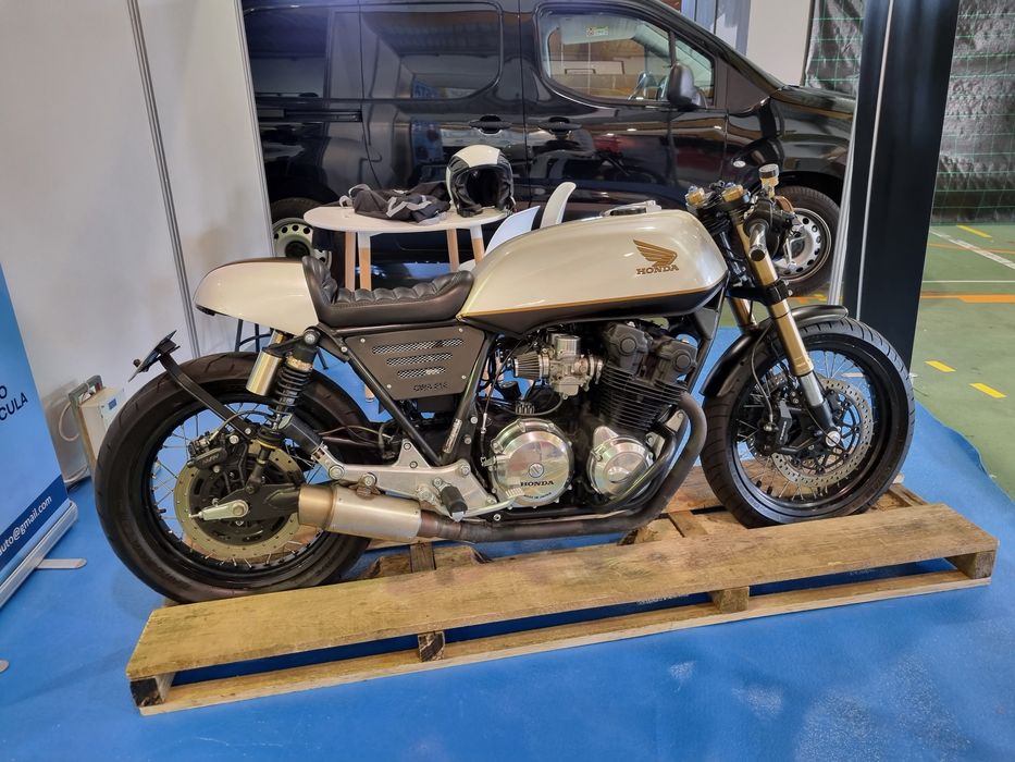 Honda CB 750 F Café Racer