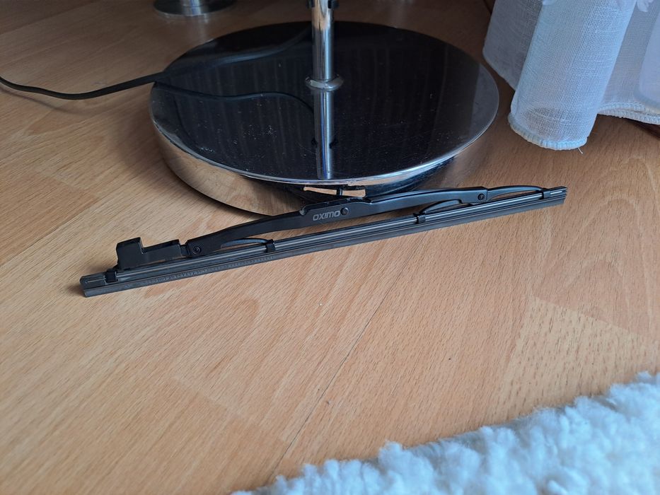 Wycieraczka tylna Volvo V60, BMW E46, Peugeot 308, Oximo WR046300